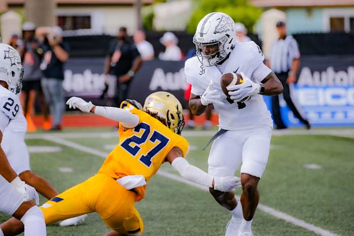 St John Bosco vs St Thomas Aquinas Football - by Matt Christopher 08-26-20231145